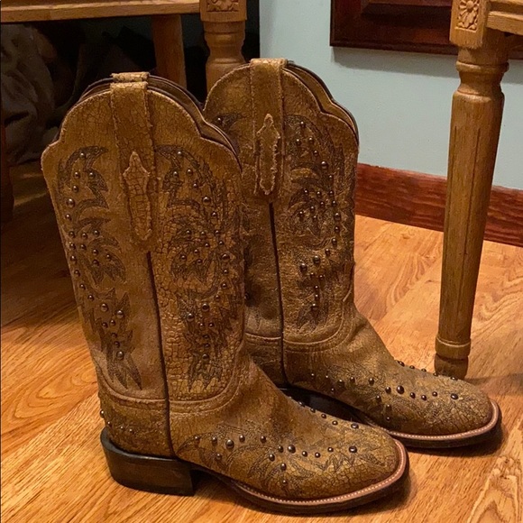 Lucchesecowboy boots